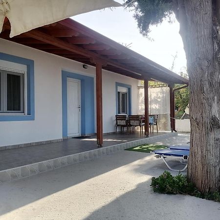 Porto Almira Beachfront House ニキティ エクステリア 写真