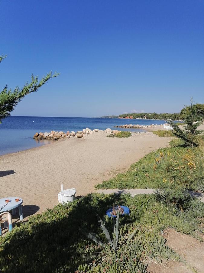 Porto Almira Beachfront House ニキティ エクステリア 写真